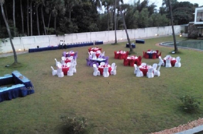 Anora Beach Resort