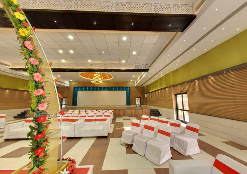 Hotel Labh Regency