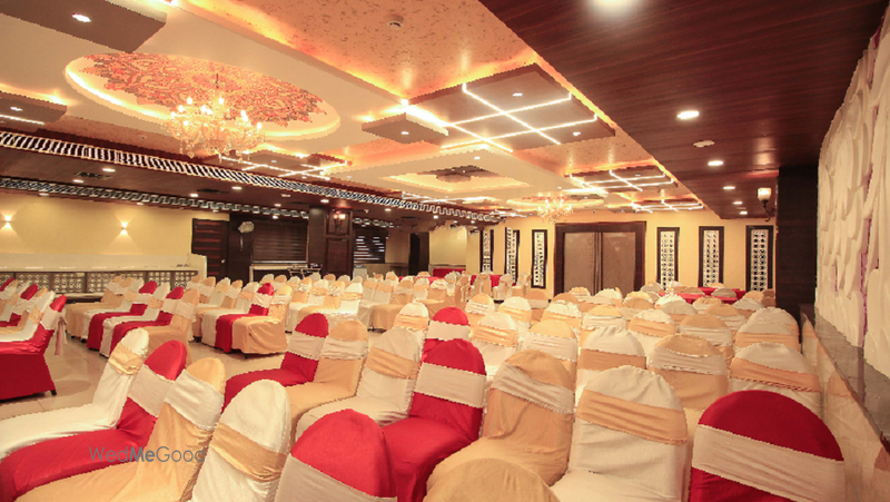 Tan Sukh Banquet