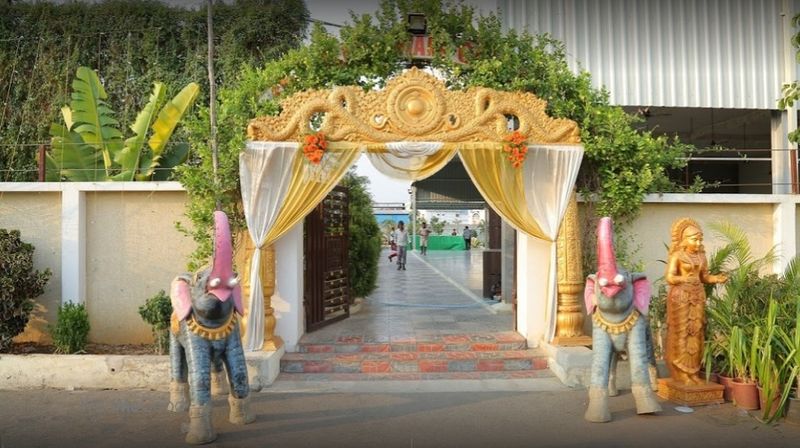 Sri Venkateshwara Gardens