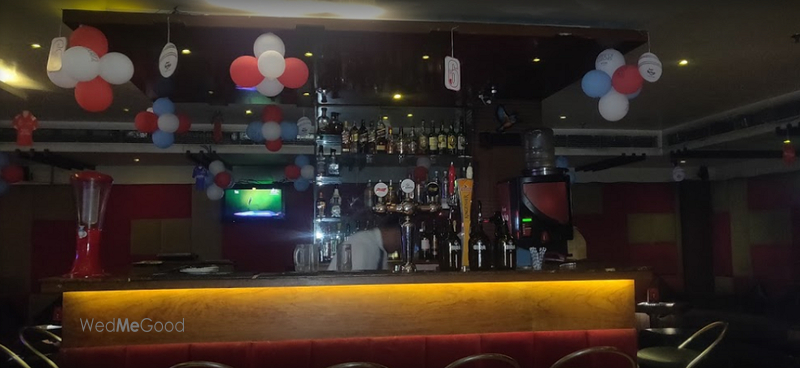 The Party Club 34