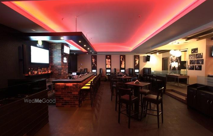 Score Sports Bar and Grill