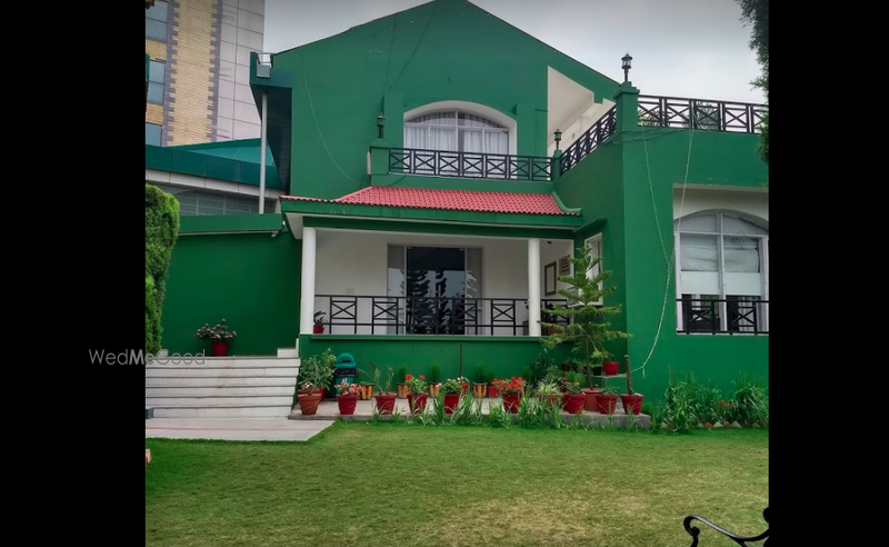 Baba Resorts