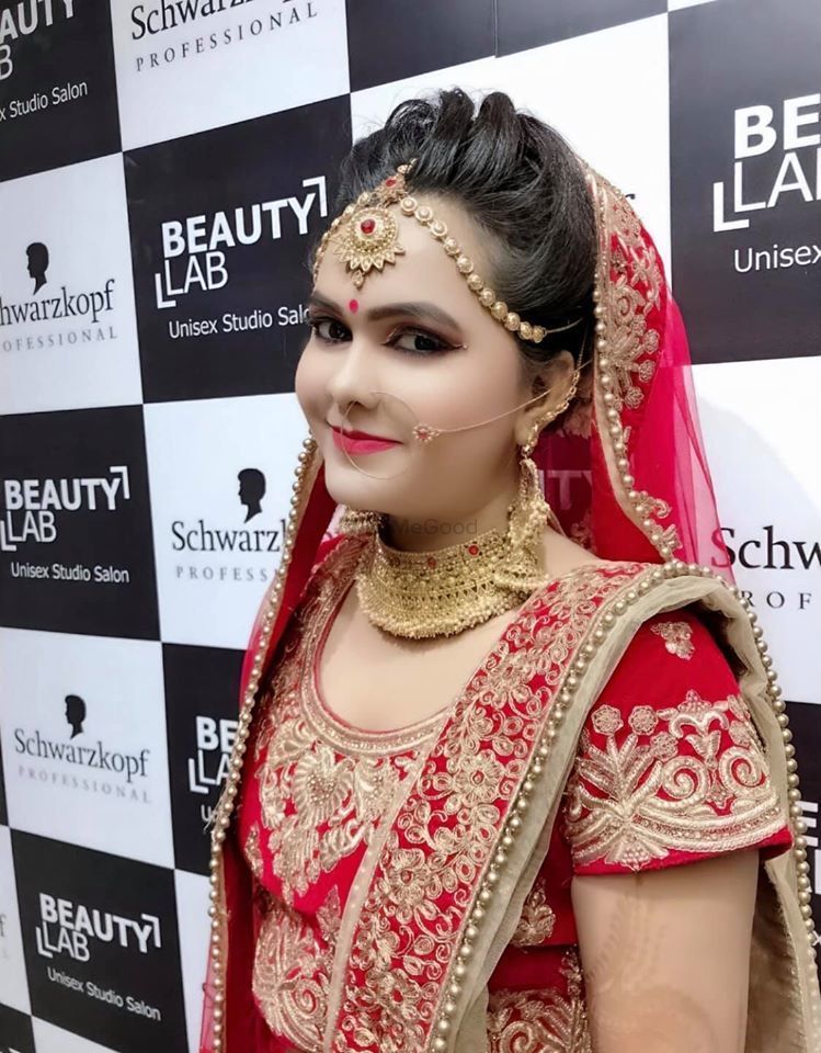 L.V Makeover Unisex Salon &Academy in Ratanlal Nagar,Kanpur - Best Makeup  Artists in Kanpur - Justdial