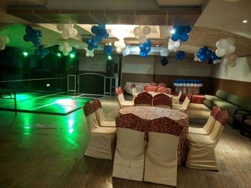 hotel anand retreat kaushambi ghaziabad