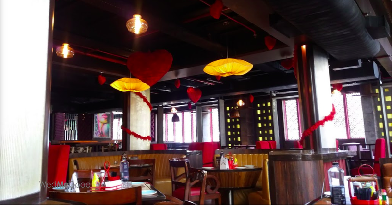 Hot Mess Bar CP connaught place