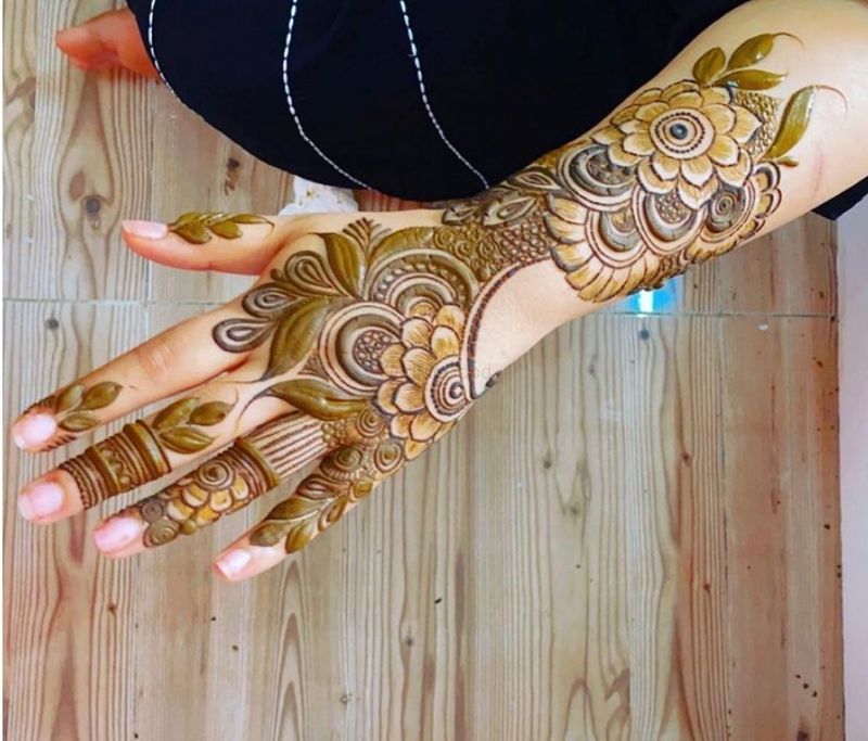 Image by Arab lvr | Hennè mani, Mehandi, Hennè