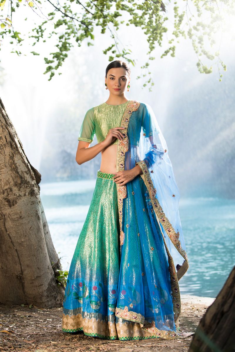 Buy Green Lehenga And Dupatta Satin Organza Flower Linear Bridal Set For  Women by Vvani by Vani Vats Online at Aza Fashions.