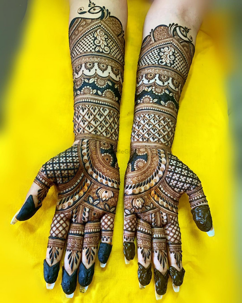 Pin by liesa boro on Mehndi | Beautiful henna designs, Henna designs,  Bridal mehendi designs hands