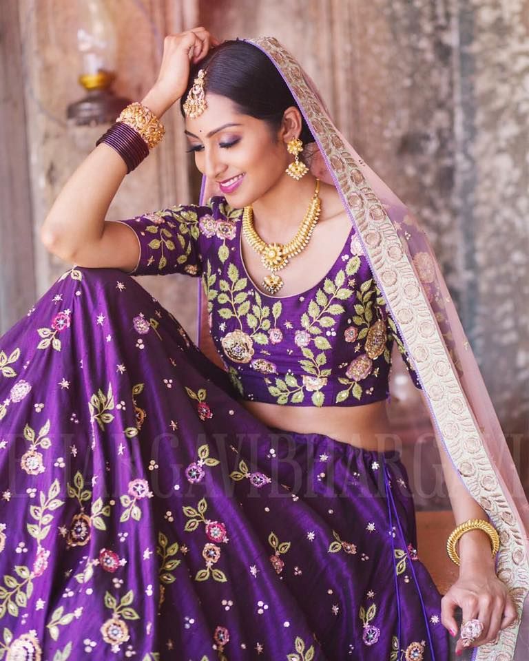 Shop Online Purple Hand Embroidered Banarasi Lehenga with Pink Dupatta –  Pure Elegance