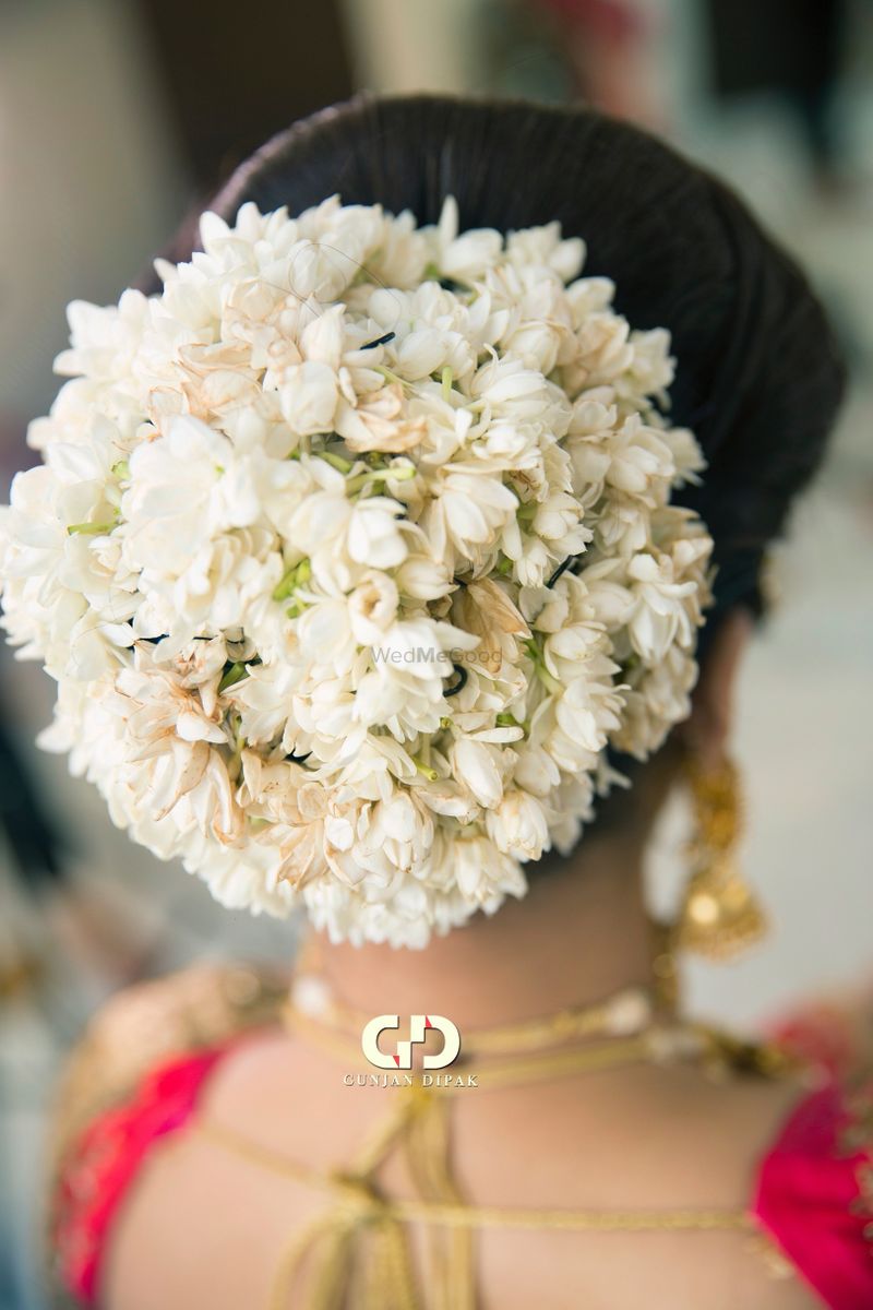 Artificial Flower Gajra Bun Juda Maker Flower Gajra Hair Accessories  Women-2pc | eBay