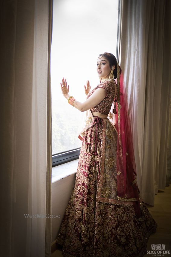Photo of Bridal portrait by the window