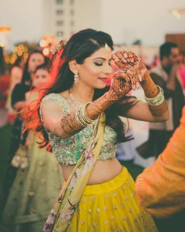 Mehndi Itinerary: A Detailed Plan On How To Plan The Most Incredible Event  Of Your Life ❤️ Blog Wezoree