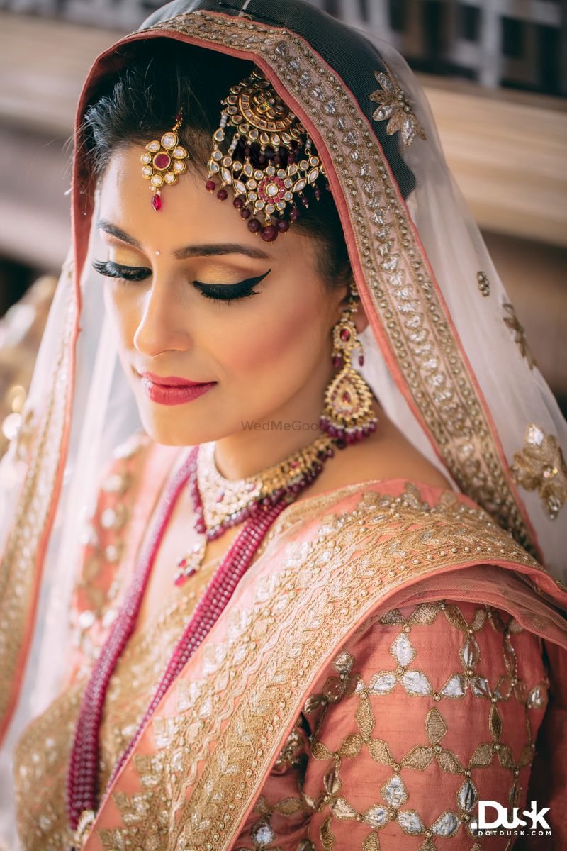 20+ Real Brides Who Aced Red Lips On Their Wedding