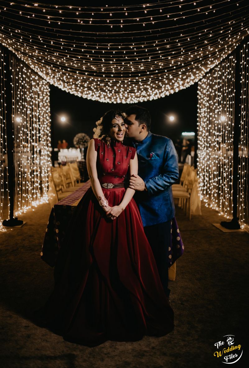 Bridal pose with RGB light | Bridal poses, Poses, Bridal