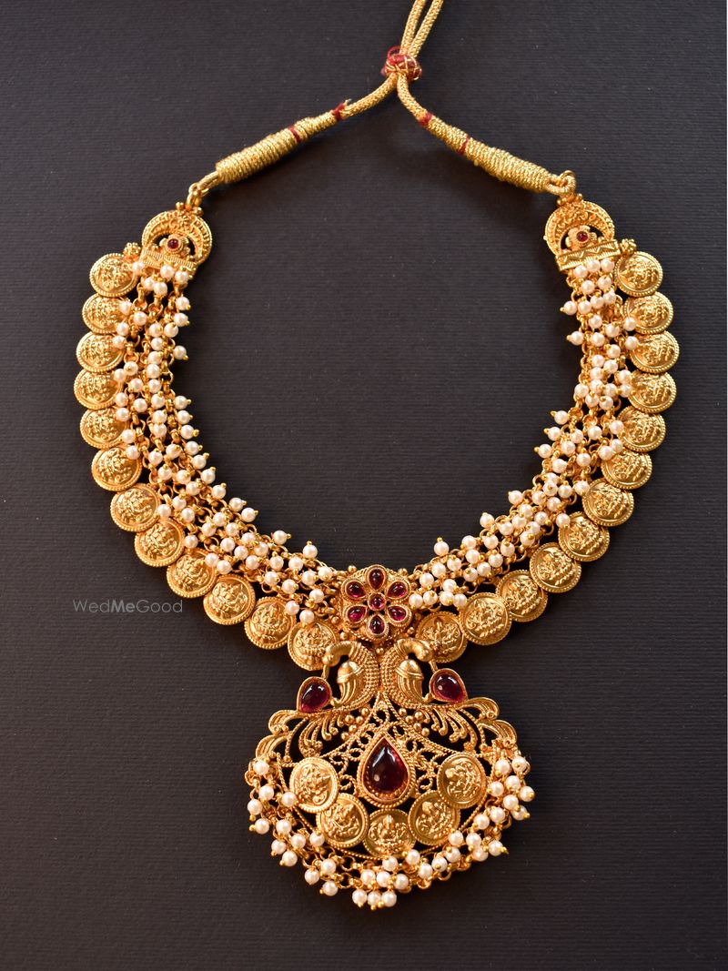 Golden semi precious stone necklace by Golden semi precious stone necklace