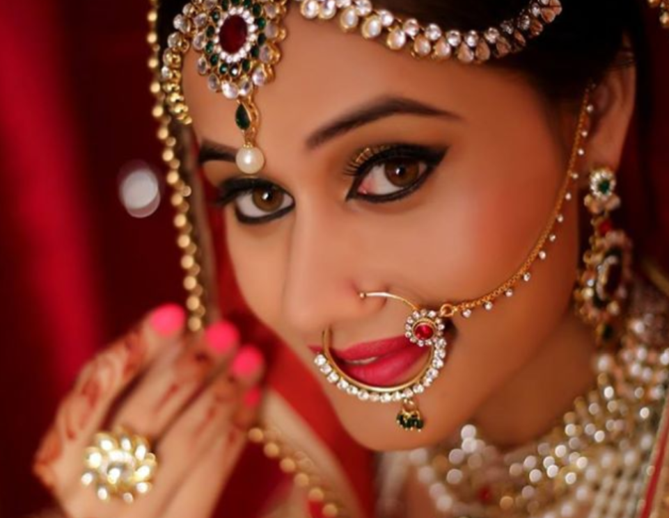 The Hine's Bridal Studio