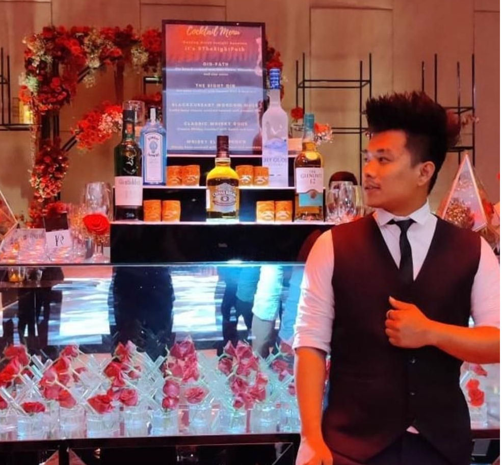 Insane Creation Bar school & Events