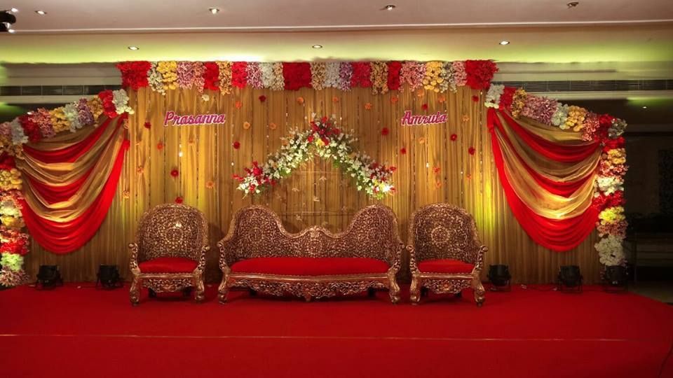 Akre Decoration