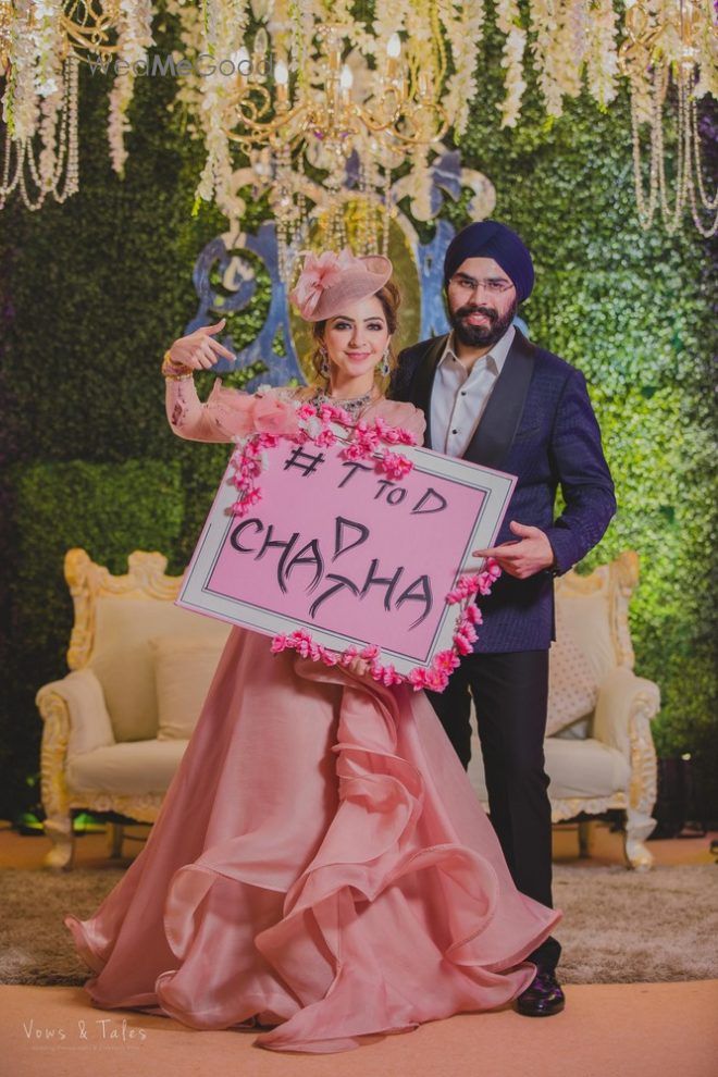 Pastel Engagement with a Bride Inspired By London !