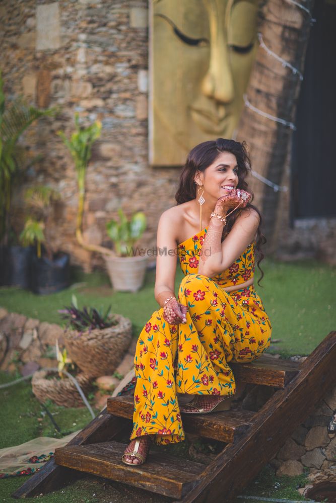 Isha Keskar's mesmerising photoshoot in Indo-western outfit | Times of India