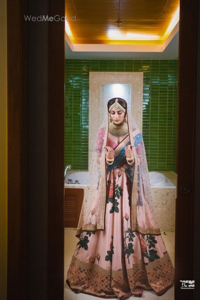 9 WMG Brides Who Decked Up Simple Offbeat Lehengas To Make Them Bridal! *& How They Did It!