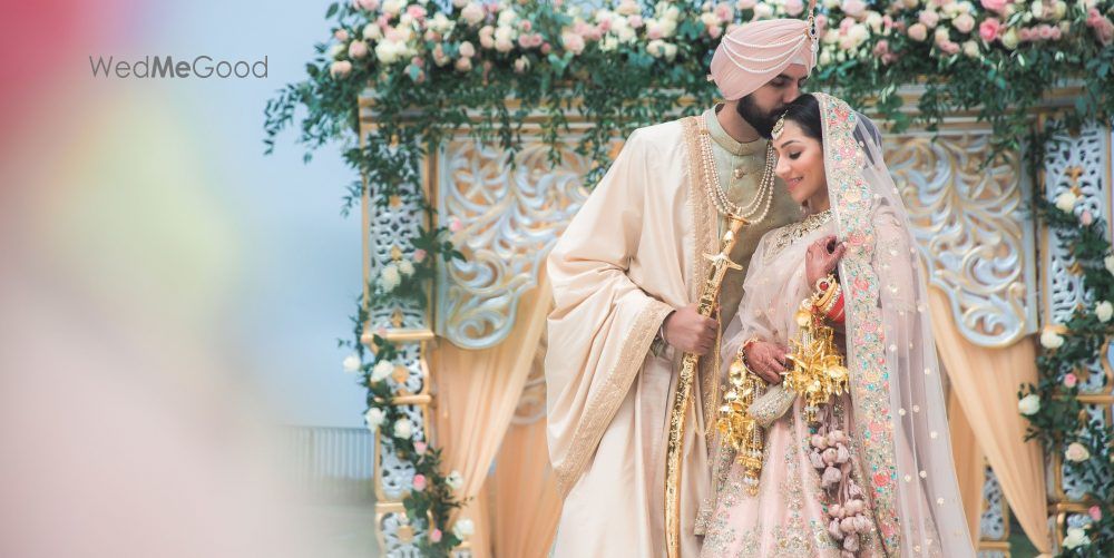 11 Times You'll Need Cash Handy On The Wedding Day