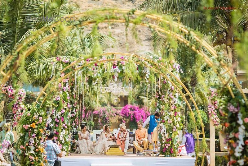 The Coolest Ideas We Spotted For An Open Mandap